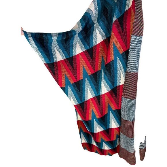 Joseph A Woman cardigan One size (M/L) duster wrap jacket blue red Aztec print - Picture 4 of 11